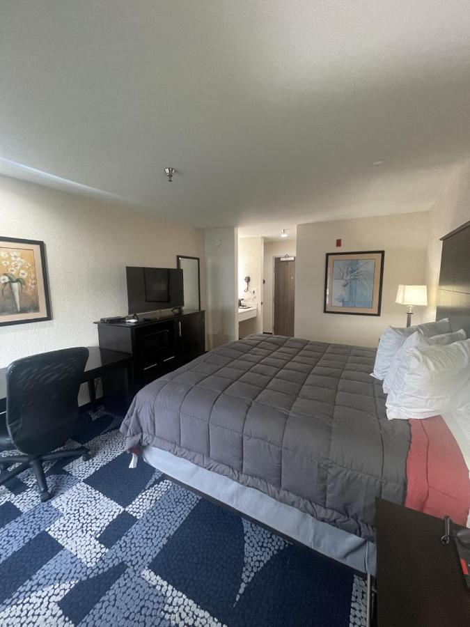 Fairway Inn Iowa Bagian luar foto